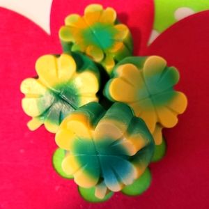 🫧  Unisex Vegan Goat Milk  4 Leaf Clover Soaps 🧼